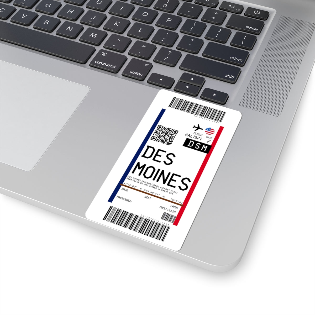 Des Moines International Airport (DSM) Boarding Pass Sticker — Travel Luggage Decal