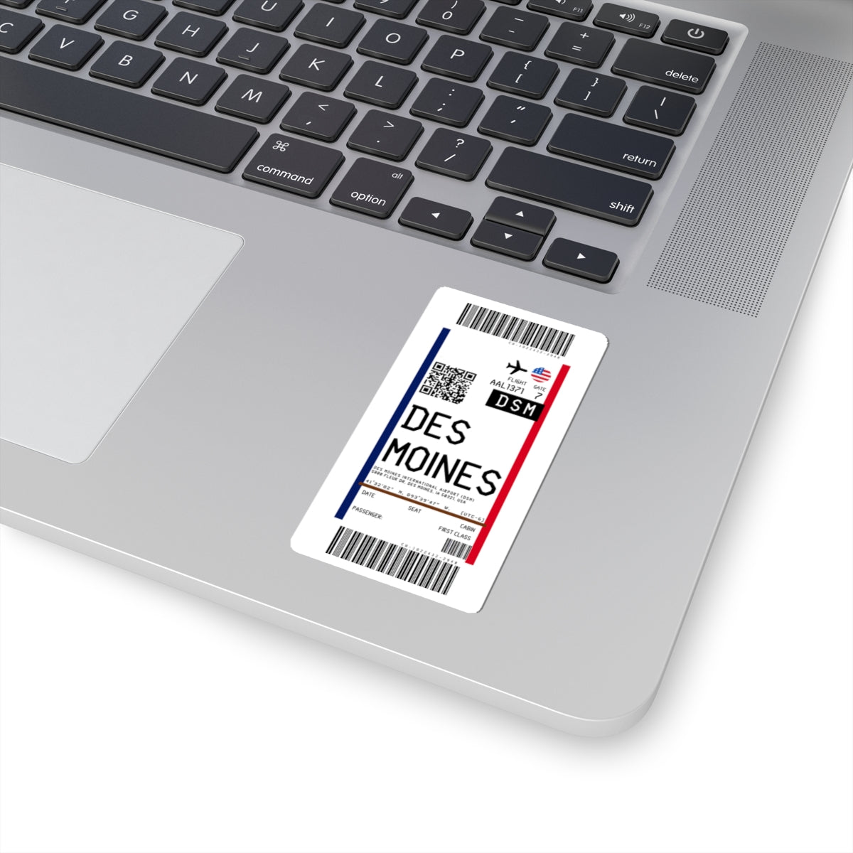 Des Moines International Airport (DSM) Boarding Pass Sticker — Travel Luggage Decal
