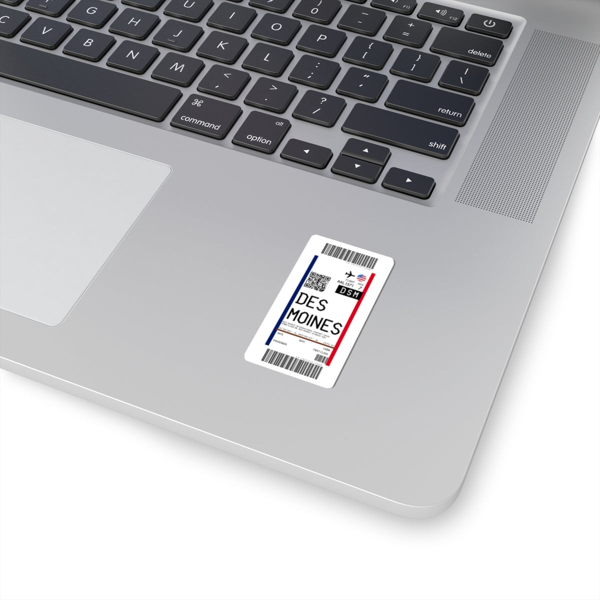 Des Moines International Airport (DSM) Boarding Pass Sticker — Travel Luggage Decal